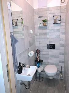 Eve Apartman