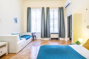 Quiet home at Super Central Location