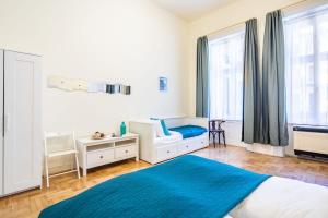 Quiet home at Super Central Location