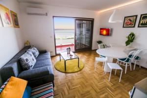 Grand View Apartments