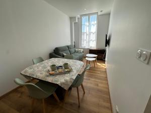 Appartements Chez Camille & Emma - Hyper Centre Climatise : photos des chambres
