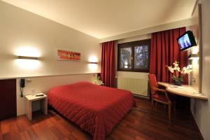 Hotels Sud Hotel : photos des chambres