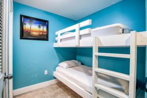 Beach Nest Escape - 5 Pools, Hot Tub, Gym, Wi-Fi