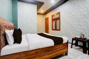 Hotel O Lotus Inn