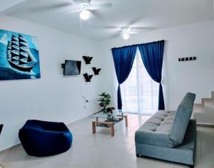 Turquoise Reflection!