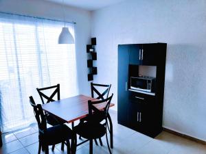 Turquoise Reflection!