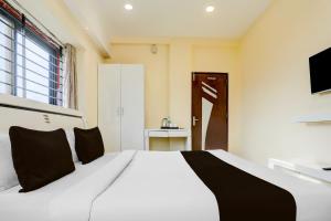 Hotel O La Banian Hotel & Restaurant