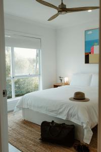 Avalon Beachfront Kangaroo Island 4 bedroom home