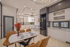 Hùng Villa 5br Full Ac Quite -Rooftop Pool- Bida- New