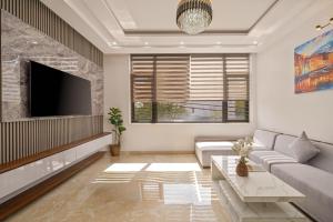 Hùng Villa 5br Full Ac Quite -Rooftop Pool- Bida- New