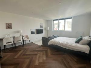 La suite - King bed - Spacieux - Calme
