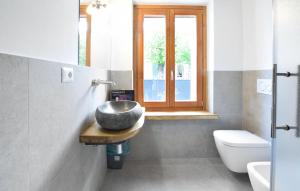 Cozy Apartment In Peschiera Del Garda