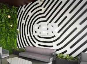 Ser Escalante Modern Studio AC