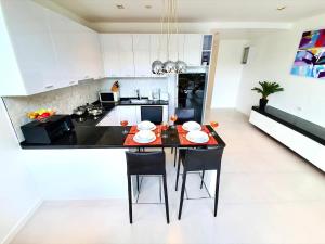 Beautiful Modern Penthouse Kamala Beach