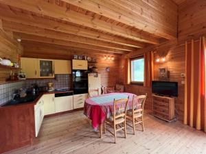 Appartement 3 pièces au pied des pistes, calme, 6 couchages - FR-1-761-47