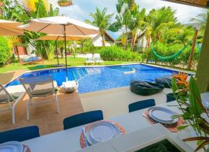 Linda Casa Beira Mar -Resort Malawi - Muro Alto- 15 min carro Porto Galinhas- 10 praias paradisíacas - piscina privativa