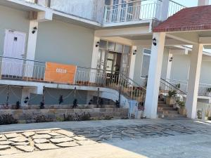 Cozyo Stays Premium Boutique Home Sohra