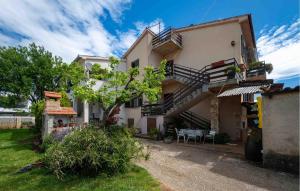 Amazing Apartment In Medulin