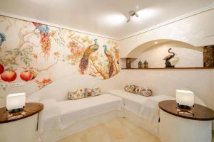 Charming Studio in Torrevieja, 75 sqm with Shared Pool