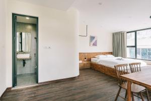 Amber Glow Apartments - Cozy Retreat Near Thành Công Lake-Free Laundry