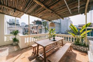 Amber Glow Apartments - Cozy Retreat Near Thành Công Lake-Free Laundry