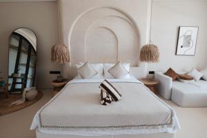 Brand New Exquisite Luxury 5 BR Villa Umalas