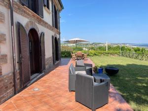 La Volpe Nella Pineta