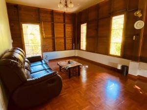 Terrace house & beautiful garden