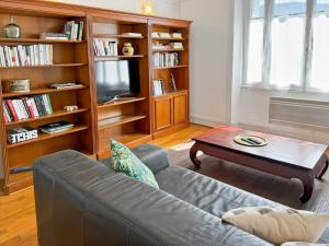 Maisons de vacances La maison des Hortensias Vic-Sur-Cere, 10 pers : photos des chambres
