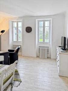 Maisons de vacances La maison des Hortensias Vic-Sur-Cere, 10 pers : photos des chambres