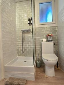 La Chambre Sous Les Oliviers - Très cocooning avec grand jardin, borne recharge électrique, à 5min du centre - BY AURAconciergerie