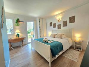 La Chambre Sous Les Oliviers - Très cocooning avec grand jardin, borne recharge électrique, à 5min du centre - BY AURAconciergerie