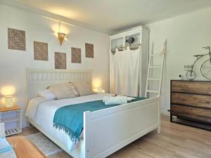 La Chambre Sous Les Oliviers - Très cocooning avec grand jardin, borne recharge électrique, à 5min du centre - BY AURAconciergerie