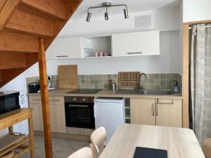 Maisons de vacances gite d'artiste le lezard vert : photos des chambres