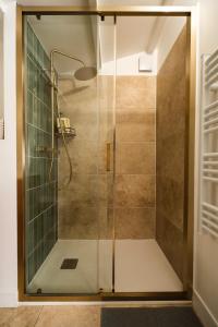 Chalets La Cabane de L-Olivier - Suite cosy avec jacuzzi & home cinema : photos des chambres