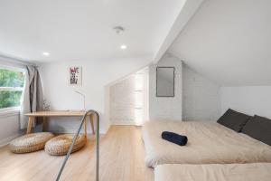 72P Abnb-Style 4BR with Parking, 8 MIN WALK to DarlingHarbour & FishMarket