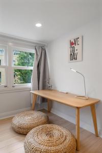 72P Abnb-Style 4BR with Parking, 8 MIN WALK to DarlingHarbour & FishMarket