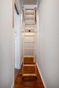 272-P 4BR with Parking, 8 MIN WALK to DarlingHarbour & FishMarket