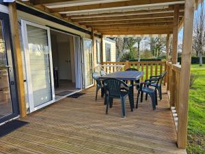Campings Camping Les Goelands Carnac : photos des chambres