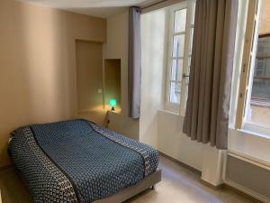 Grande chambre-appartement Sara