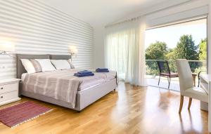 Cozy Home In Umag With Sauna 