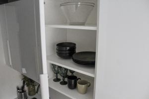 Modern 1BR Flat - Great Location