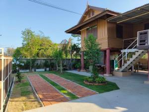 Baan Rom Yen Lamphun