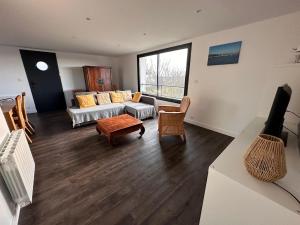 Lecrindublanccaillou