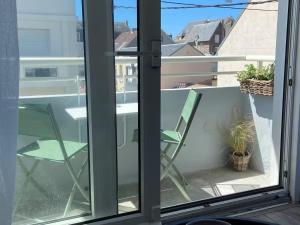 Appartements Appartement avec balcon au coeur des commerces et de la Plage de Berck : photos des chambres