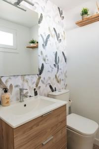 My Dream Beach & Town Apartment