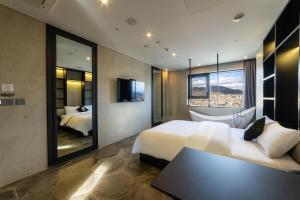 Premier giường đôi (Premier Double)