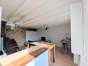 Maisons de vacances VIEUX PASSAGE, Maison avec cour privee a 150 m du PORT et de la PLAGE : photos des chambres