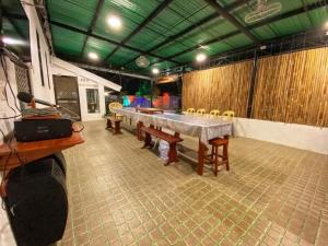 Villa Esperas Luxury Staycation