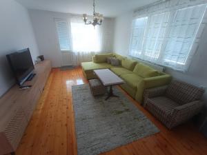 Fortress View Apartment